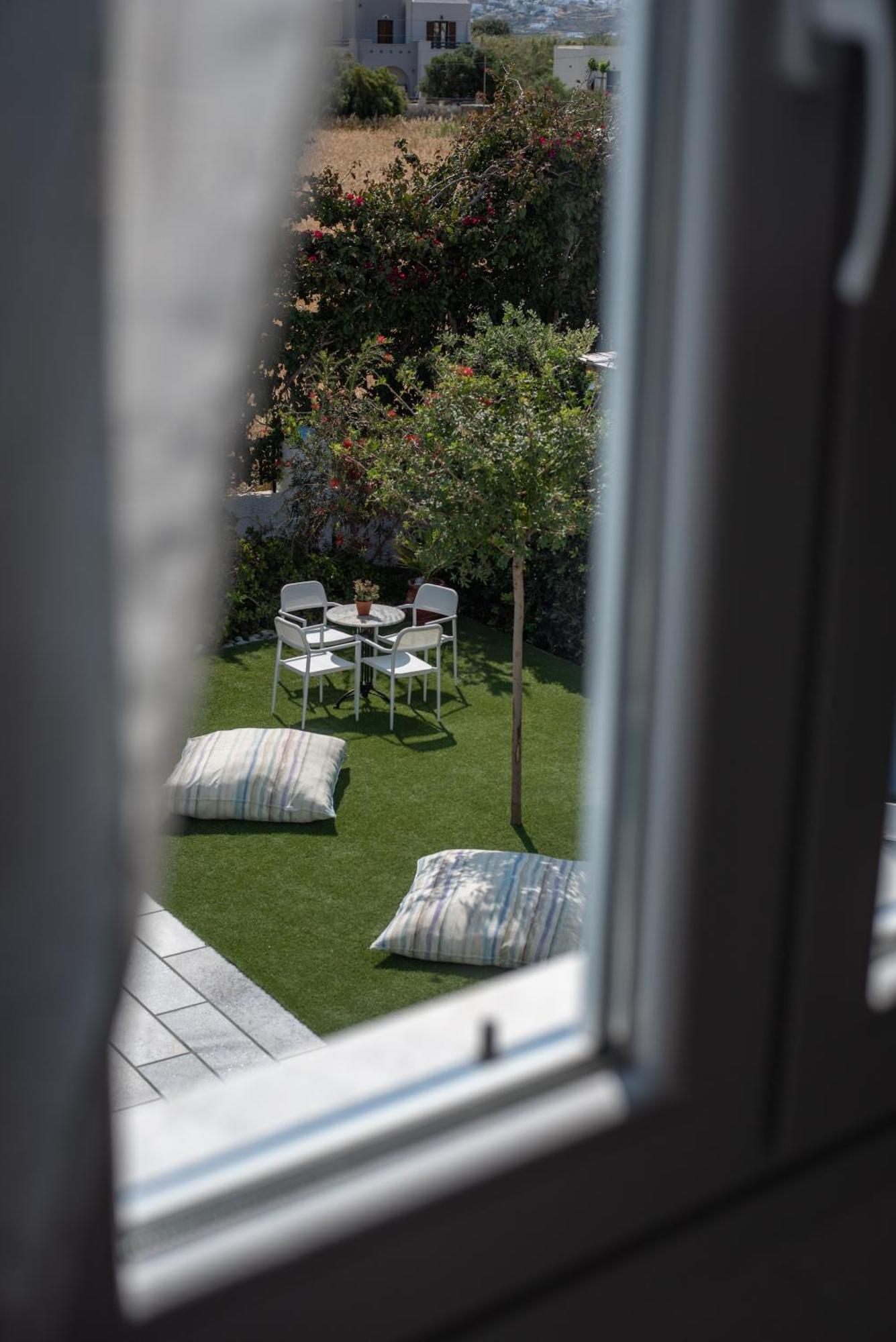 Ikaros Studios & Apartments Naxos City Buitenkant foto