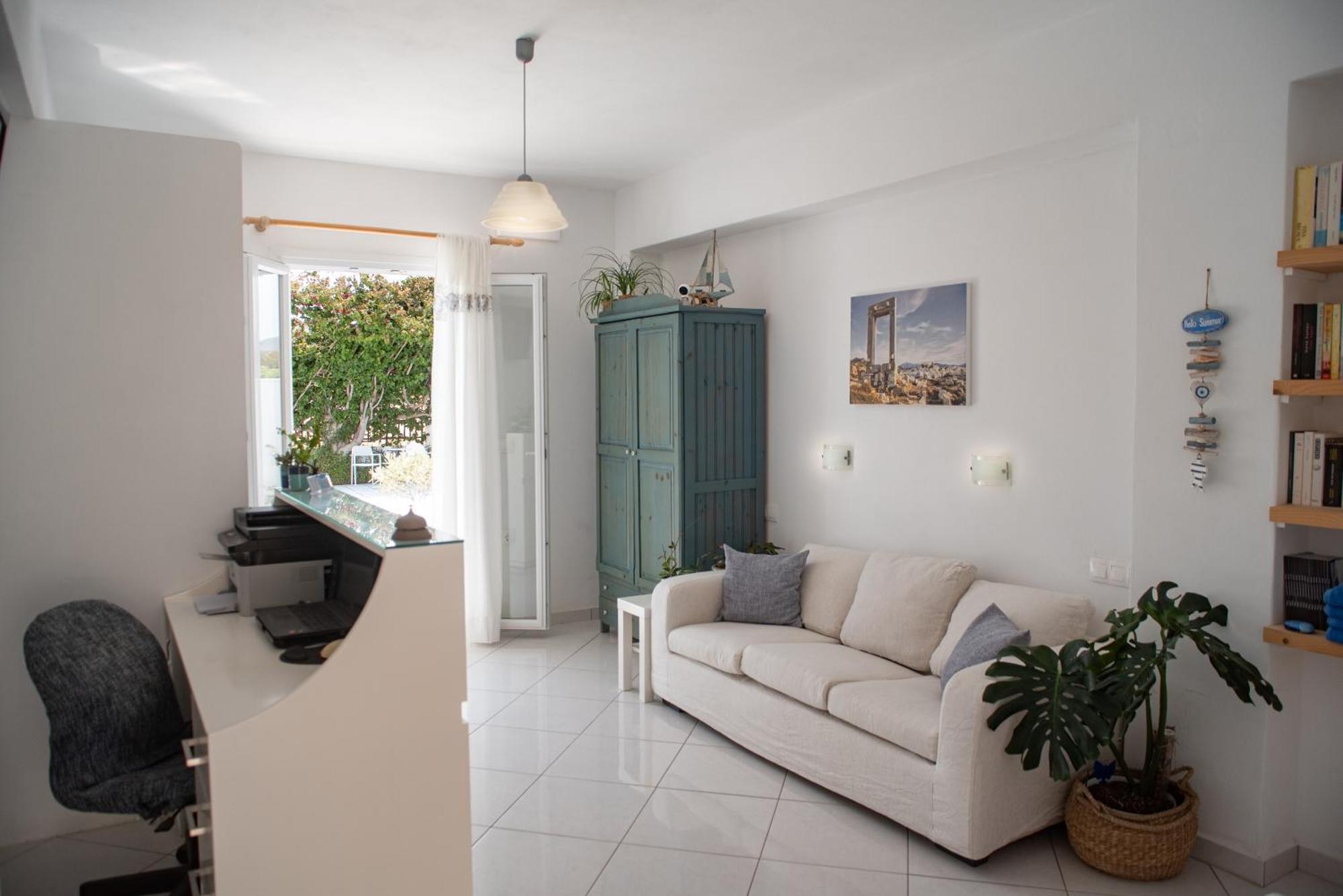 Ikaros Studios & Apartments Naxos City Buitenkant foto